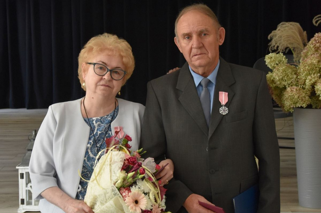 Prezydent Rzeczypospolitej Polskiej przyznał medale 11 małżeństwom z gminy Bobrowo [ZDJĘCIA]