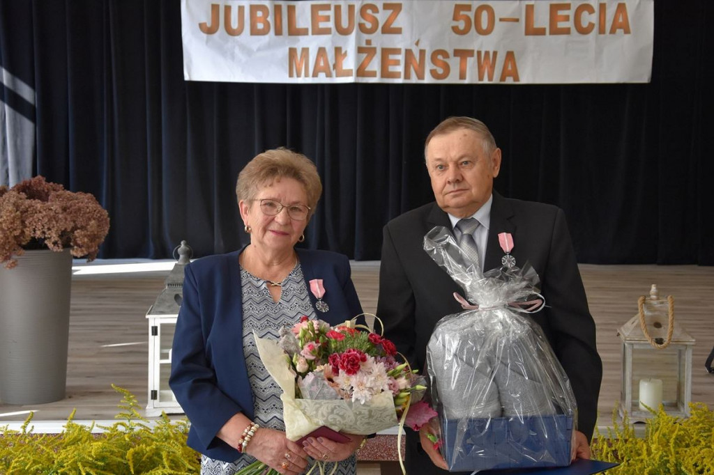 Prezydent Rzeczypospolitej Polskiej przyznał medale 11 małżeństwom z gminy Bobrowo [ZDJĘCIA]