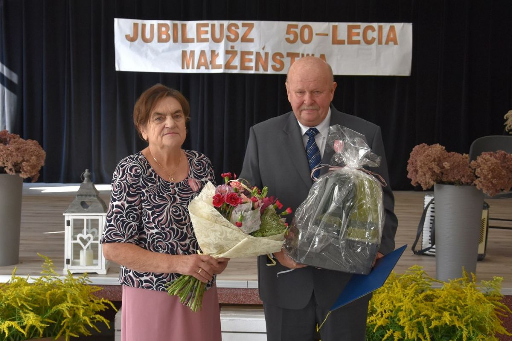 Prezydent Rzeczypospolitej Polskiej przyznał medale 11 małżeństwom z gminy Bobrowo [ZDJĘCIA]