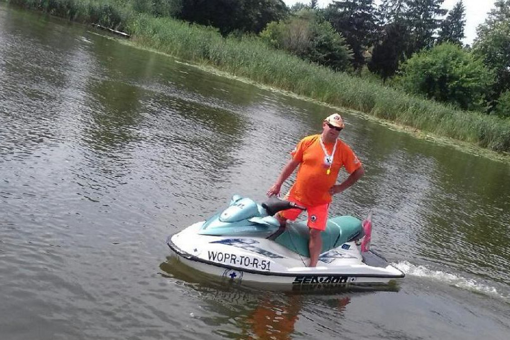 Dramatyczne sceny nad jeziorem Zbiczno. 