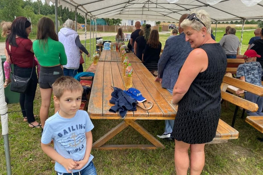 Brodnica i okolice. Pierwszy taki festyn w Ładnówku koło Cichego. A zaczęło się od mszy [ZDJĘCIA]