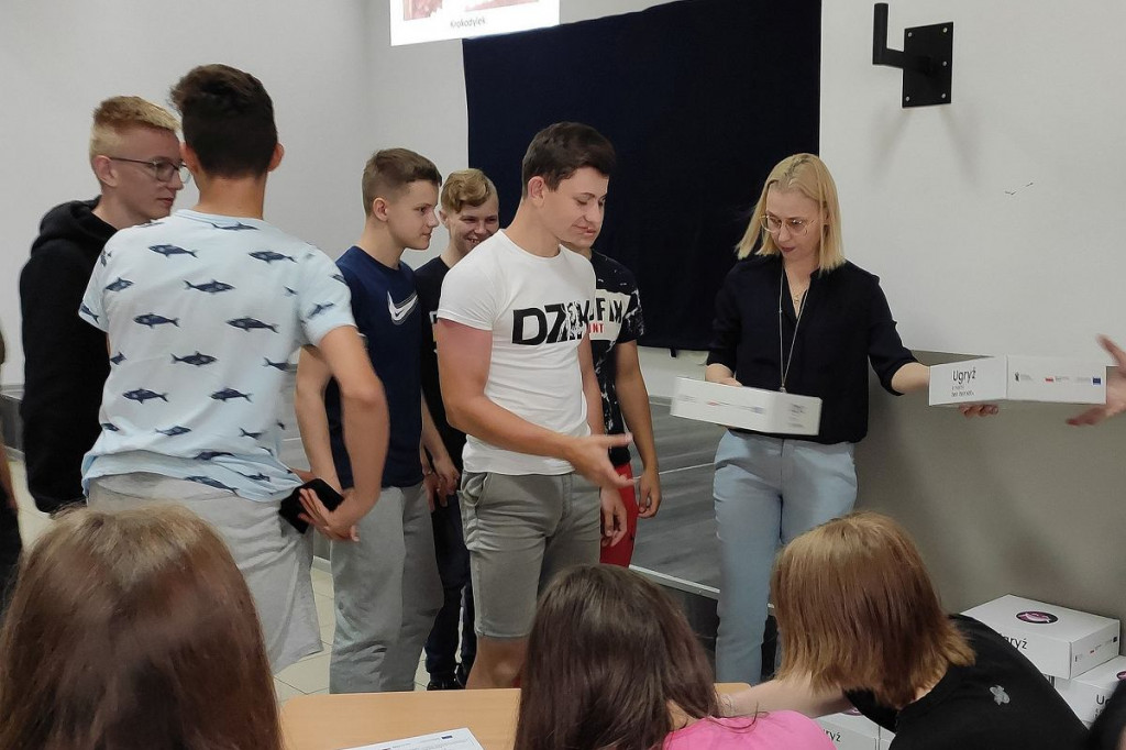 Brodnica. 250 pierwszoklasistów z technikum i szkoły branżowej CKZiU uczyło się, jak dbać o zęby