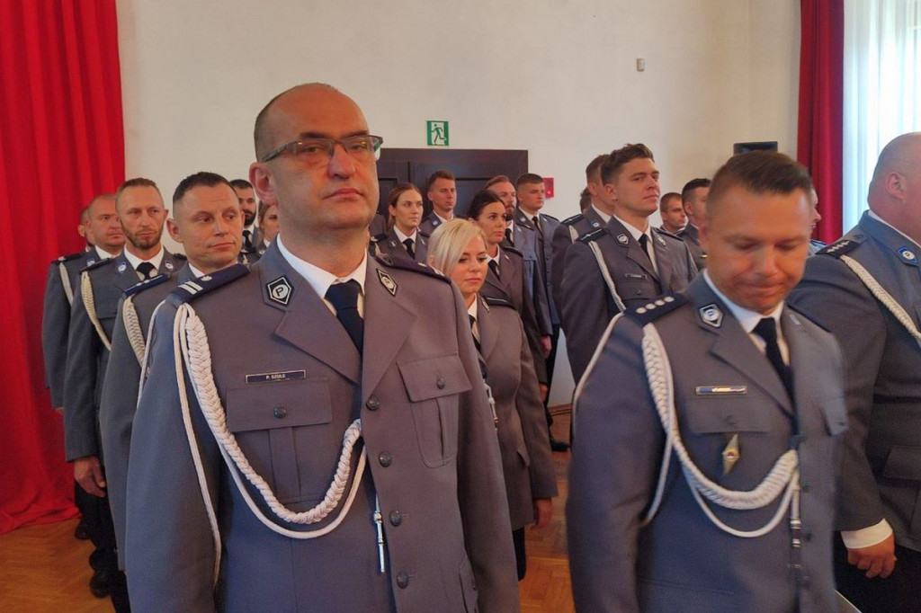 Awanse dla 54 funkcjonariuszy brodnickiej policji [ZDJĘCIA]