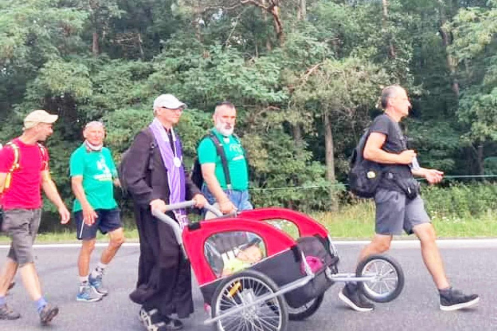 Brodnica i okolice. Idzie pielgrzymka na Jasną Górę [ZDJĘCIA]