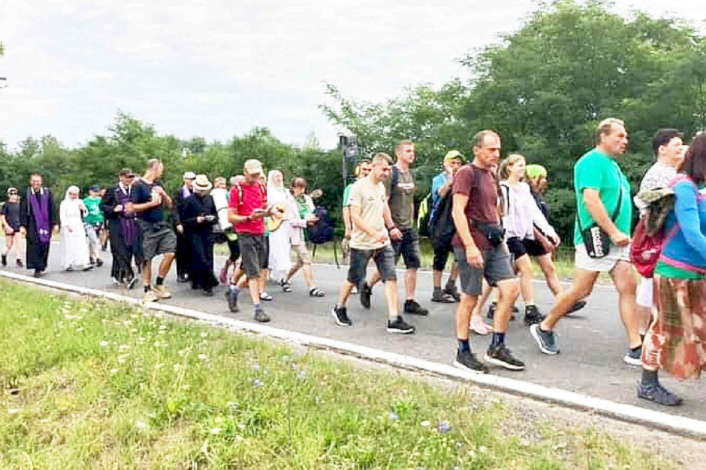 Brodnica i okolice. Idzie pielgrzymka na Jasną Górę [ZDJĘCIA]