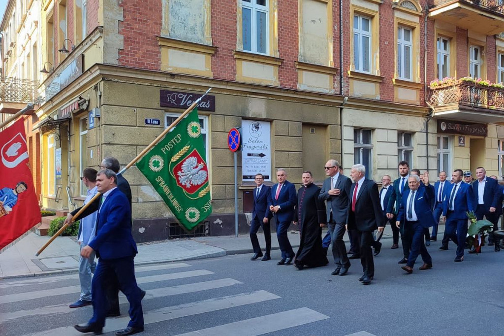 Uroczystości 102. rocznicy bitwy pod Brodnicą z bolszewikami. Byli niecodzienni goście [ZDJĘCIA]