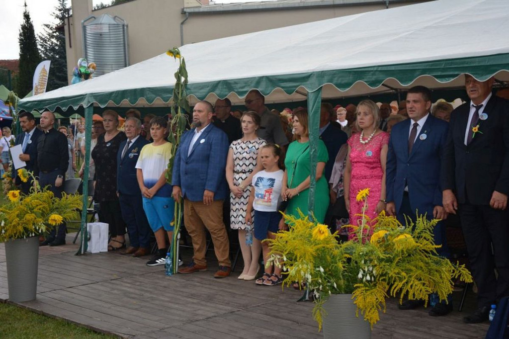 Na dożynkach w Małkach grała orkiestra dęta ze Świedziebni [ZDJĘCIA]