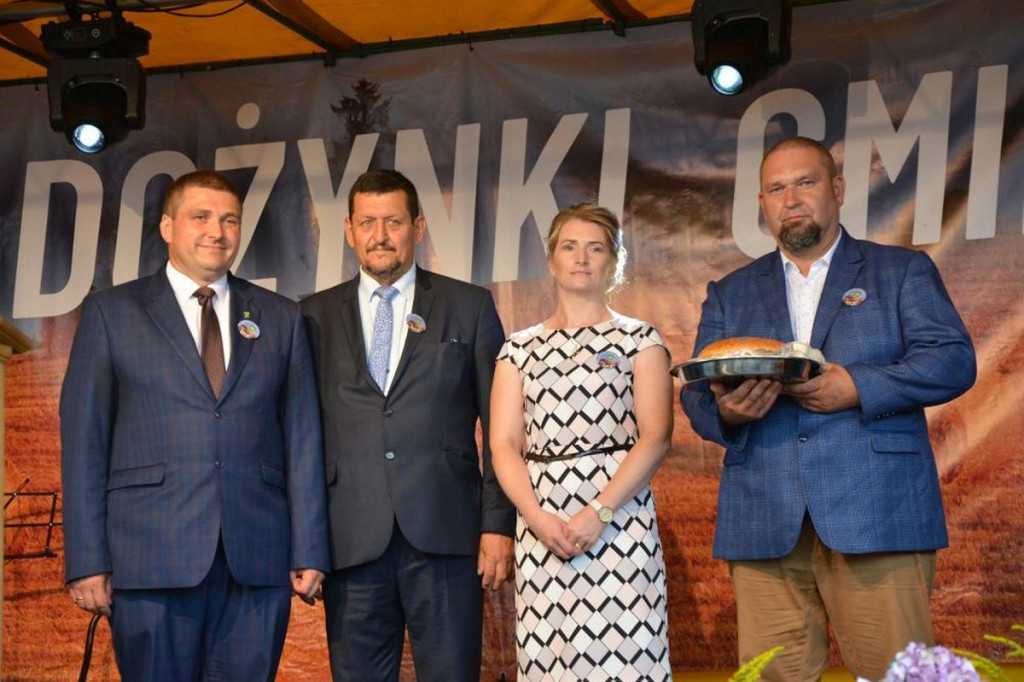 Na dożynkach w Małkach grała orkiestra dęta ze Świedziebni [ZDJĘCIA]