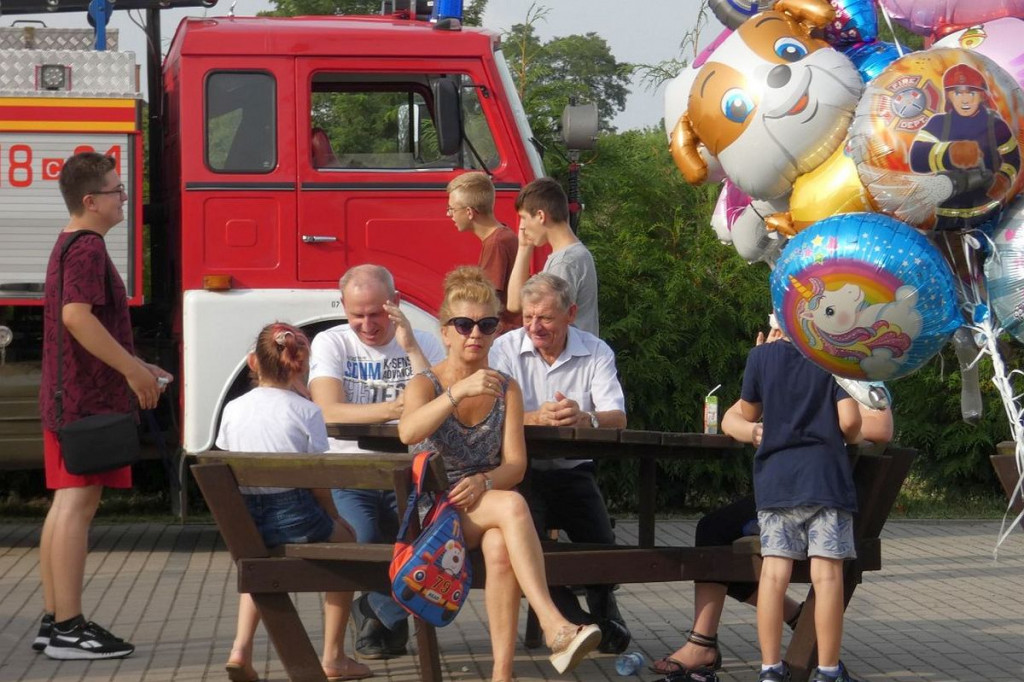 Brodnica i okolice. Dobry humor, ciasta i kiełbaski były dla wszystkich [DUŻO ZDJĘĆ]