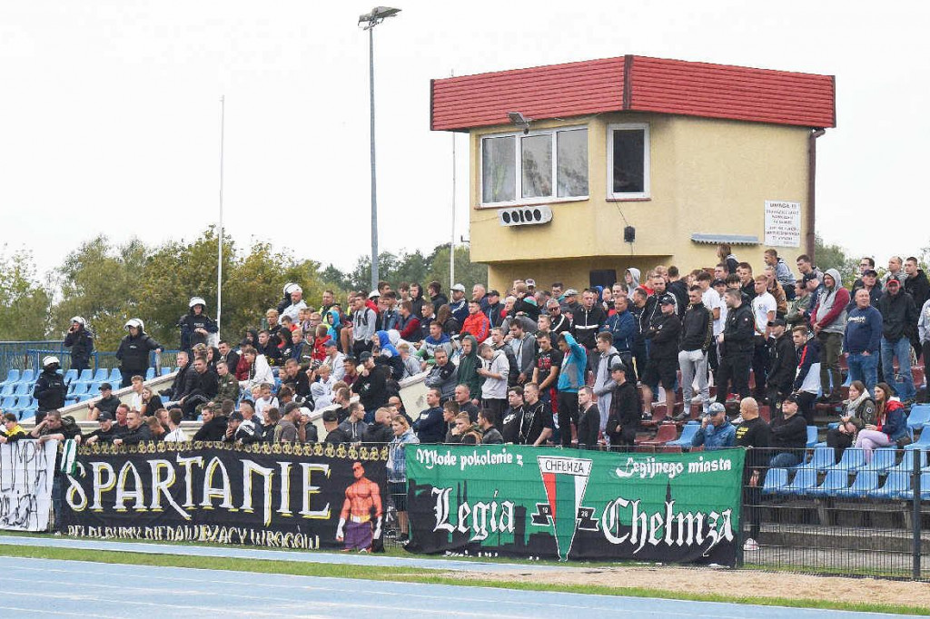 Brodnica. Na stadionie tłum kibiców i oddziały policji. Jak ograliśmy Grudziądz [ZDJĘCIA]