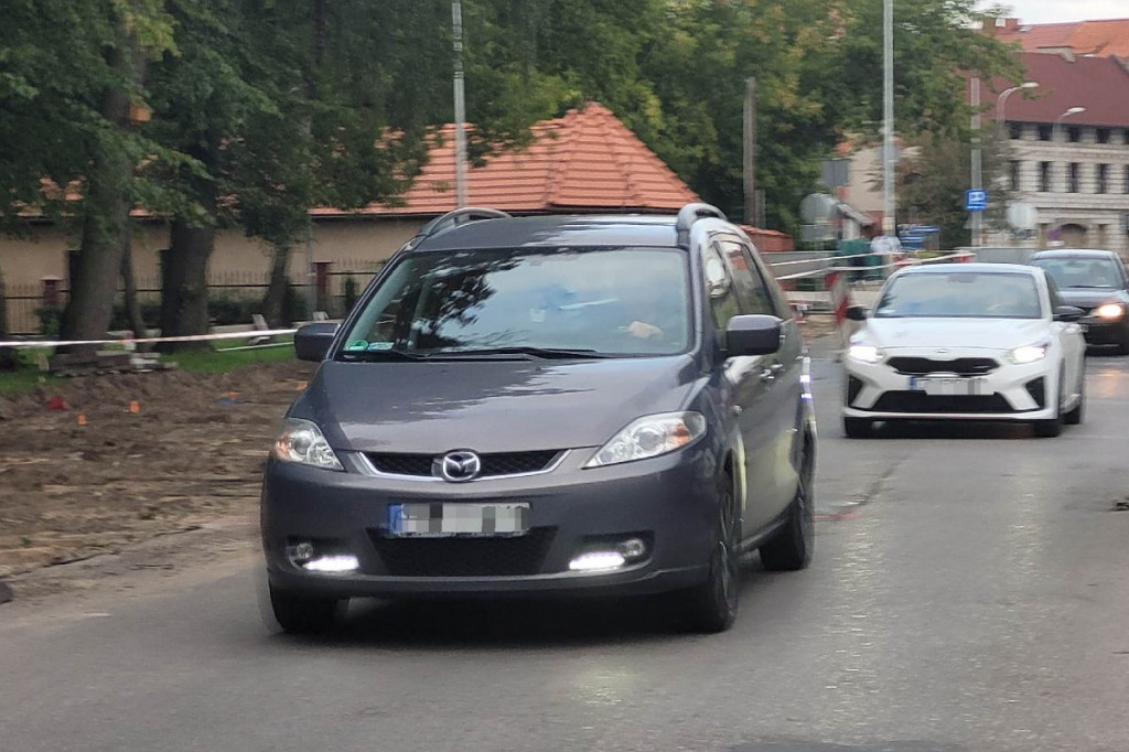 Brodnica. Trwa remont w centrum miasta, a kierowcy nie wiedzą, którędy jeździć [ZDJĘCIA]