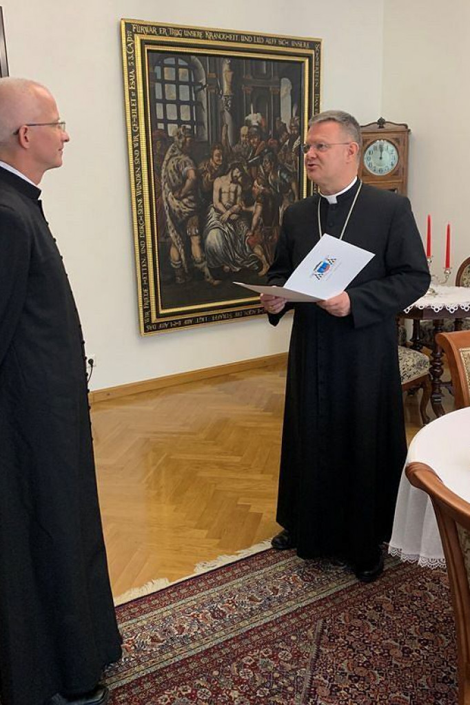 Biskup wyznaczył nowego proboszcza. Studiował w Oksfordzie, ma doktorat z... matematyki