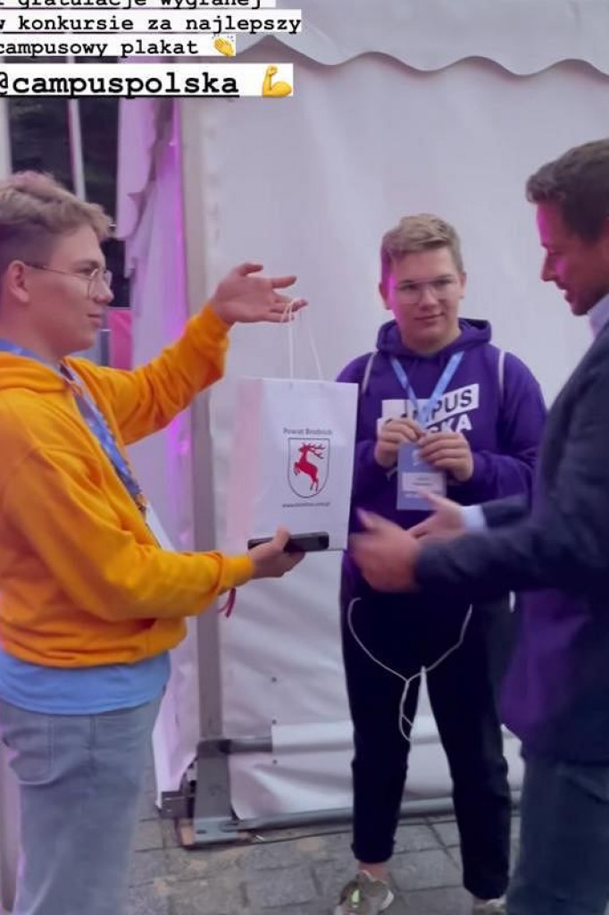 Brodniczanie wśród znanych polityków i celebrytów. Ale tych opozycyjnych [ZDJĘCIA]