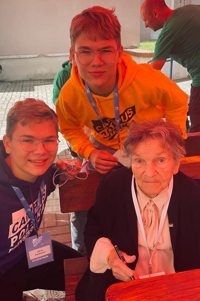 Brodniczanie wśród znanych polityków i celebrytów. Ale tych opozycyjnych [ZDJĘCIA]