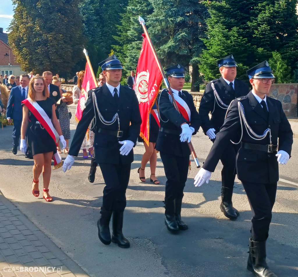 Wielkie święto rolników. Dożynki w Świedziebni [ZDJĘCIA]