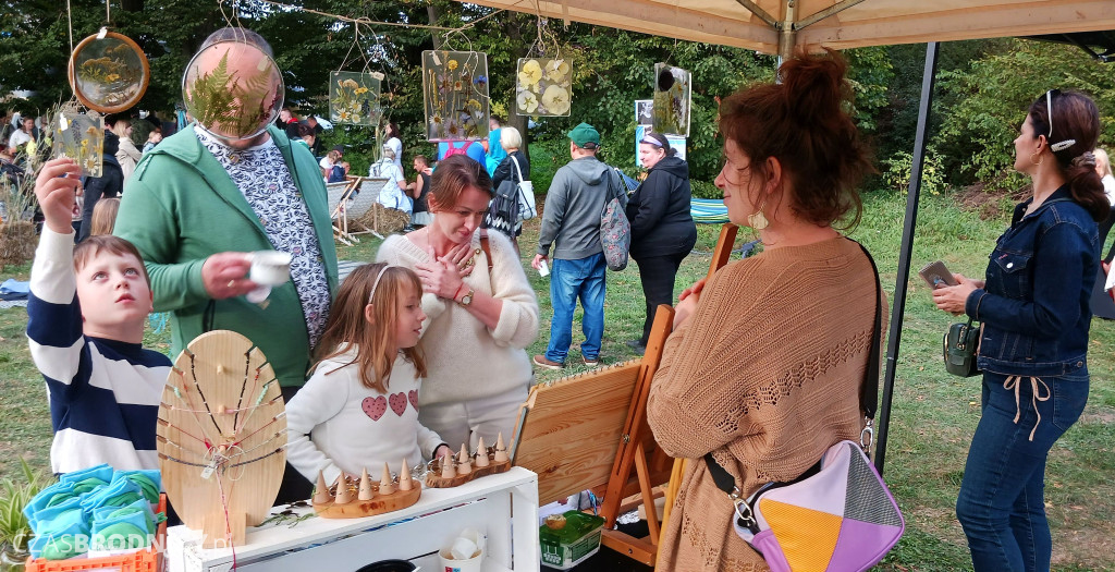 Radosny piknik nad Niskim Brodnem [DUŻO ZDJĘĆ]