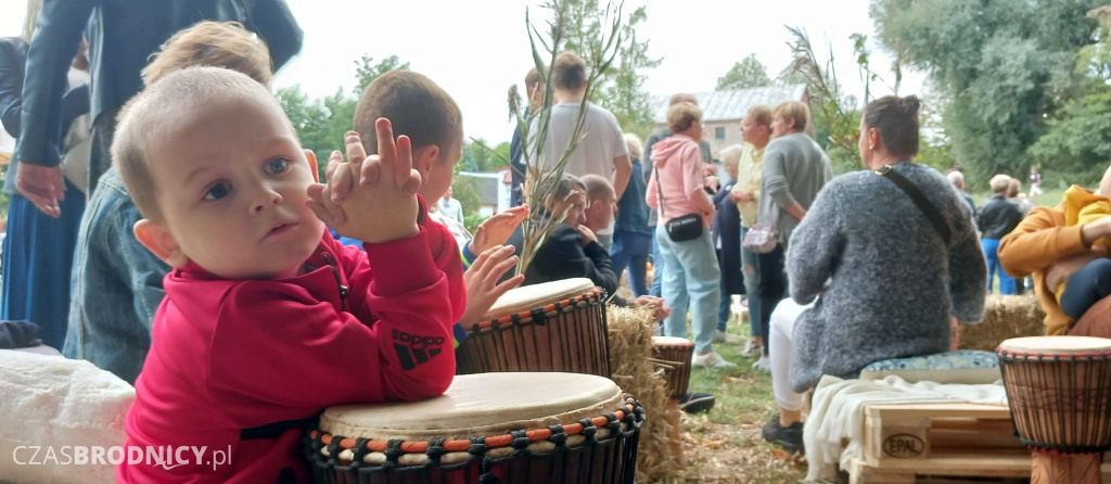 Radosny piknik nad Niskim Brodnem [DUŻO ZDJĘĆ]