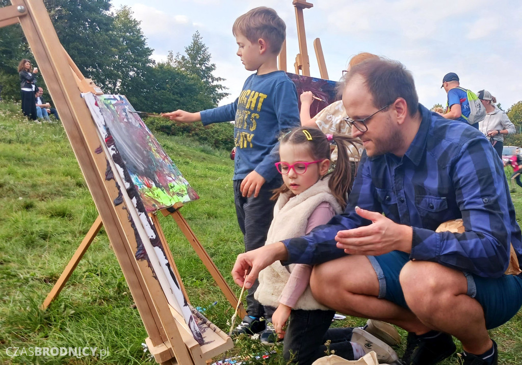 Radosny piknik nad Niskim Brodnem [DUŻO ZDJĘĆ]