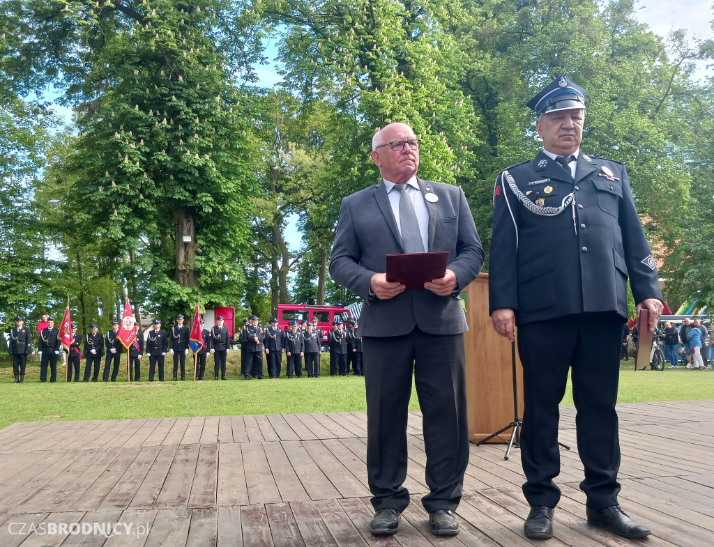 Ochotnicza Straż Pożarna w Grzybnie świętowała 100-lecie [ZDJĘCIA]