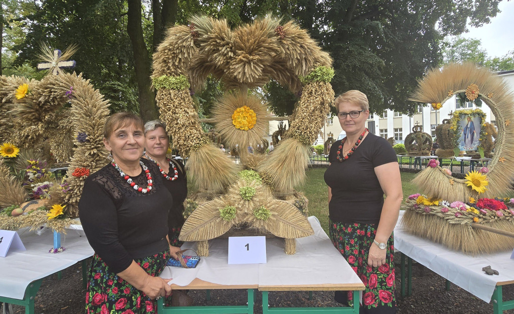 Konkurs na najpiękniejszy wieniec i ozdobę dożynkową [ZDJĘCIA]