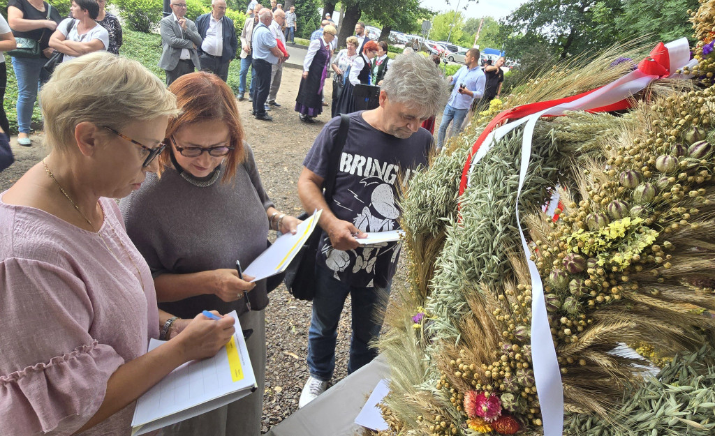 Konkurs na najpiękniejszy wieniec i ozdobę dożynkową [ZDJĘCIA]