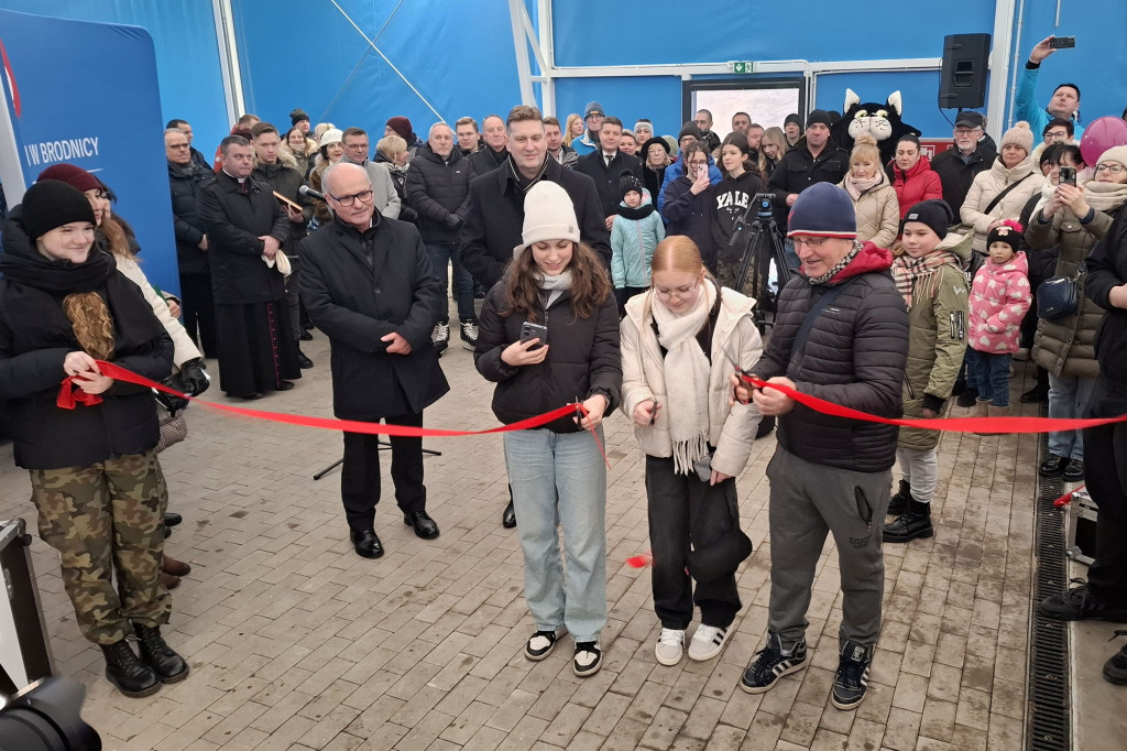 Brodnica. Długo oczekiwany obiekt sportowy już czynny! [ZDJĘCIA]