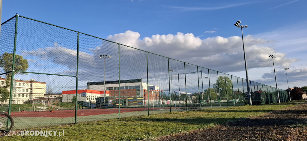 Kończą budować halę sportową