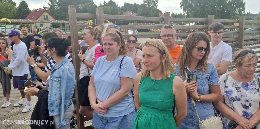 Ślubowanie młodszych ratowników nad Niskim Brodnem