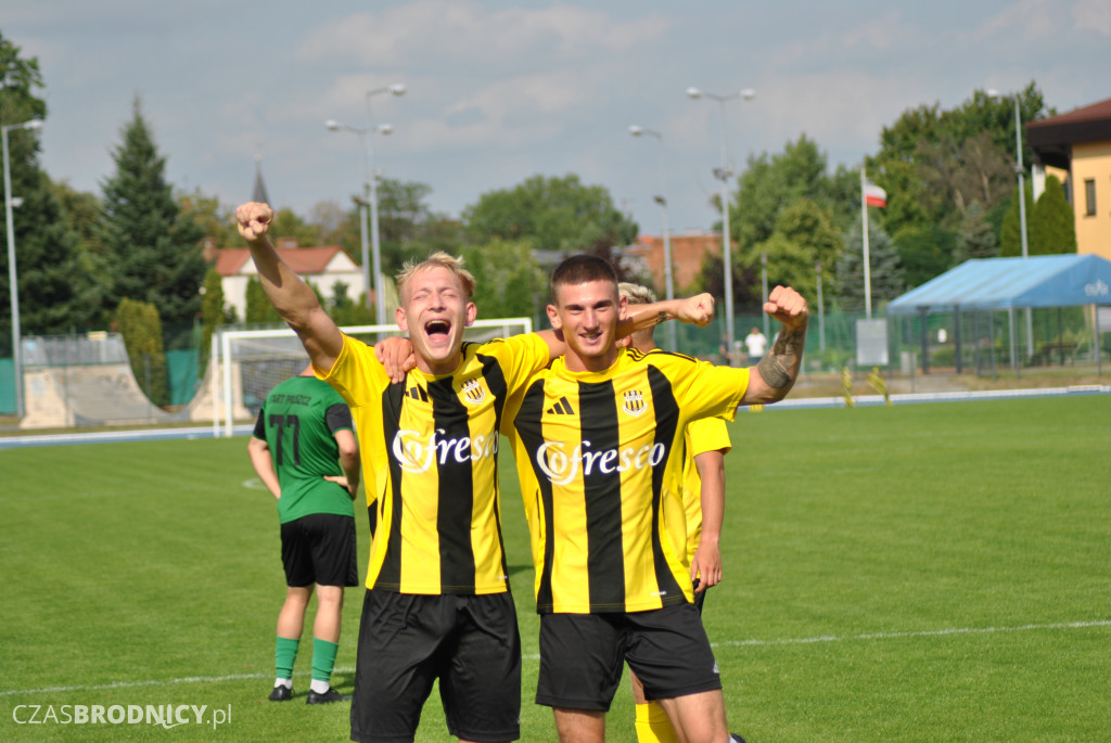 Sparta - Start na boisku i trybunach