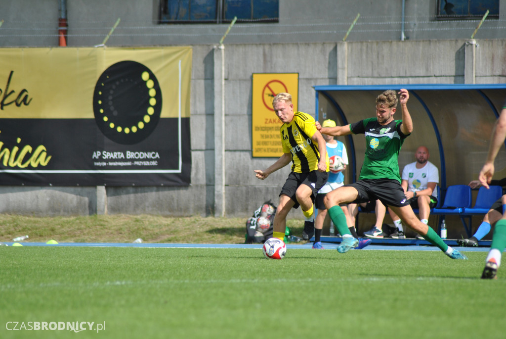 Sparta - Start na boisku i trybunach