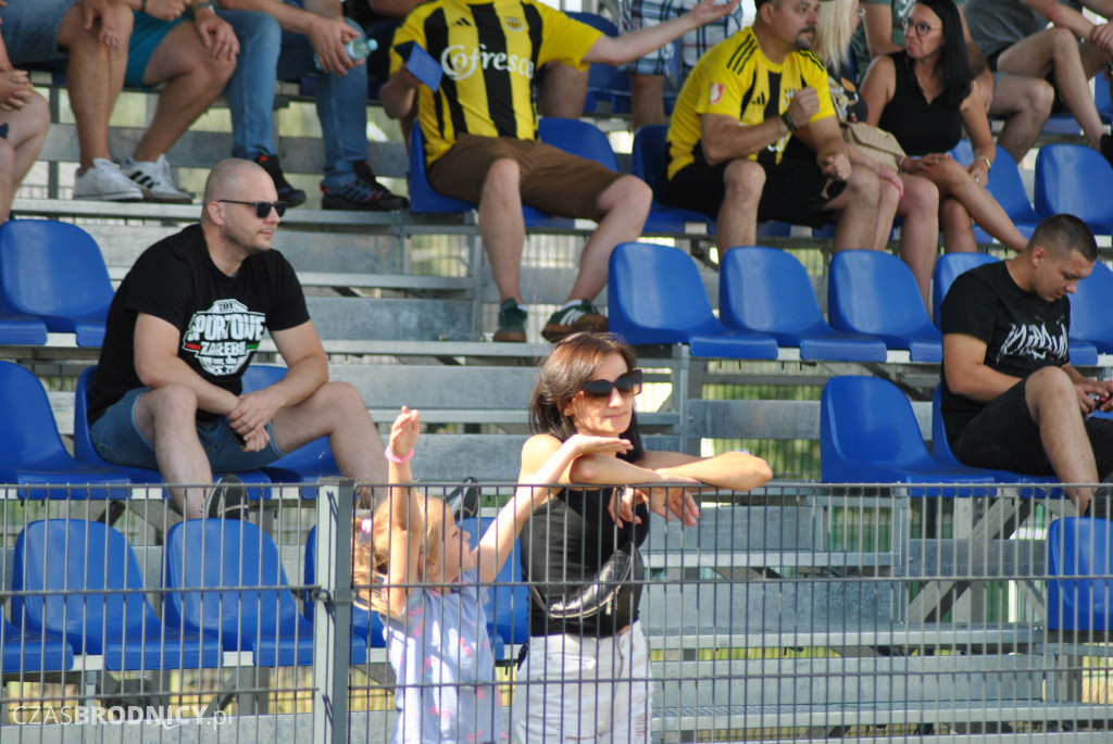 Sparta - Start na boisku i trybunach