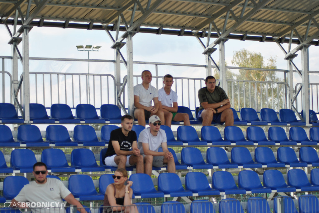 Sparta - Start na boisku i trybunach