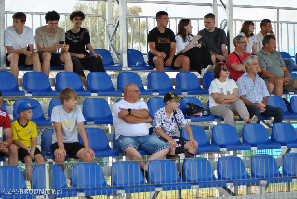 Sparta - Start na boisku i trybunach