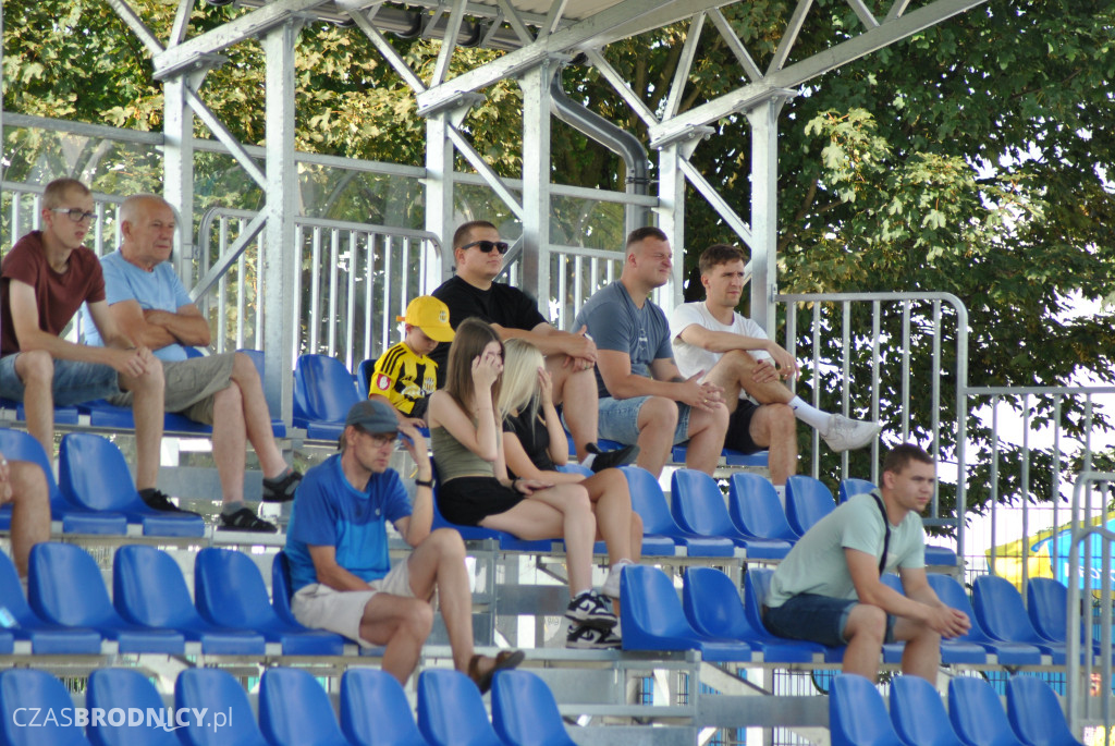 Sparta - Start na boisku i trybunach
