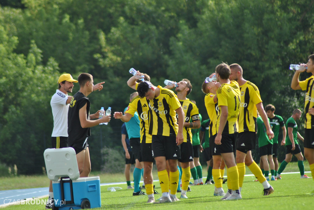Sparta - Start na boisku i trybunach