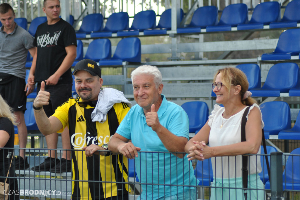 Sparta - Start na boisku i trybunach