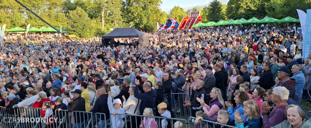 Brodnica. Wielkie tłumy nad Niskim Brodnem. Było co podziwiać! [ZDJĘCIA]