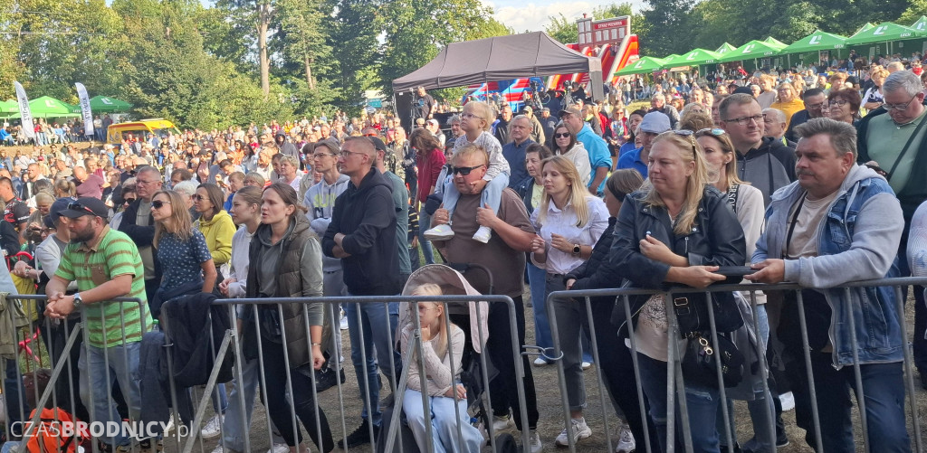 Brodnica. Wielkie tłumy nad Niskim Brodnem. Było co podziwiać! [ZDJĘCIA]