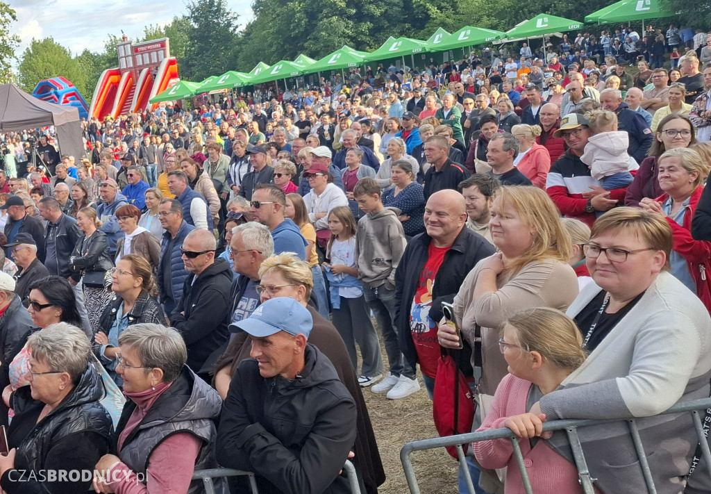 Brodnica. Wielkie tłumy nad Niskim Brodnem. Było co podziwiać! [ZDJĘCIA]