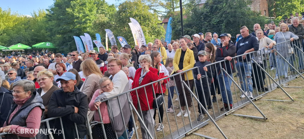 Brodnica. Wielkie tłumy nad Niskim Brodnem. Było co podziwiać! [ZDJĘCIA]