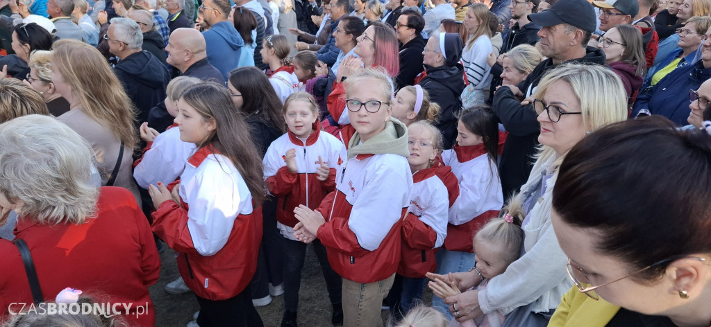 Brodnica. Wielkie tłumy nad Niskim Brodnem. Było co podziwiać! [ZDJĘCIA]
