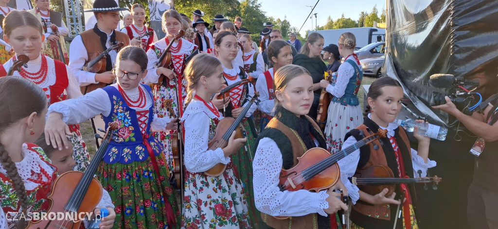 Brodnica. Wielkie tłumy nad Niskim Brodnem. Było co podziwiać! [ZDJĘCIA]