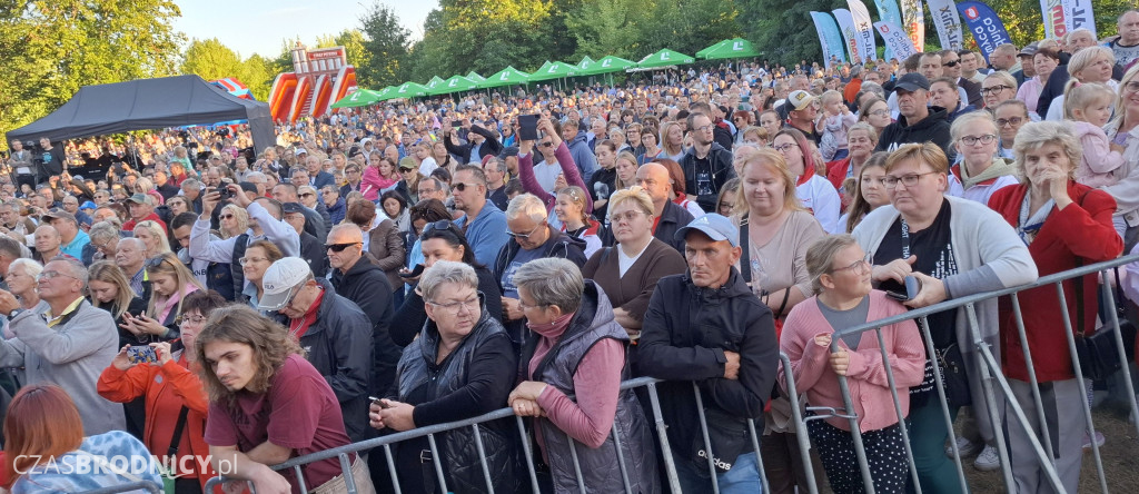 Brodnica. Wielkie tłumy nad Niskim Brodnem. Było co podziwiać! [ZDJĘCIA]