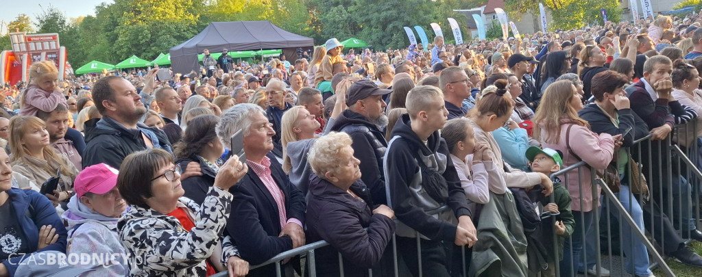 Brodnica. Wielkie tłumy nad Niskim Brodnem. Było co podziwiać! [ZDJĘCIA]
