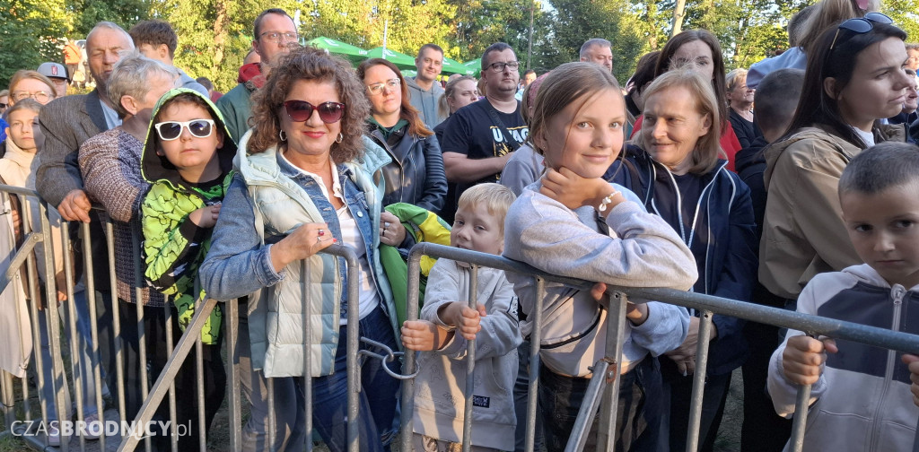 Brodnica. Wielkie tłumy nad Niskim Brodnem. Było co podziwiać! [ZDJĘCIA]