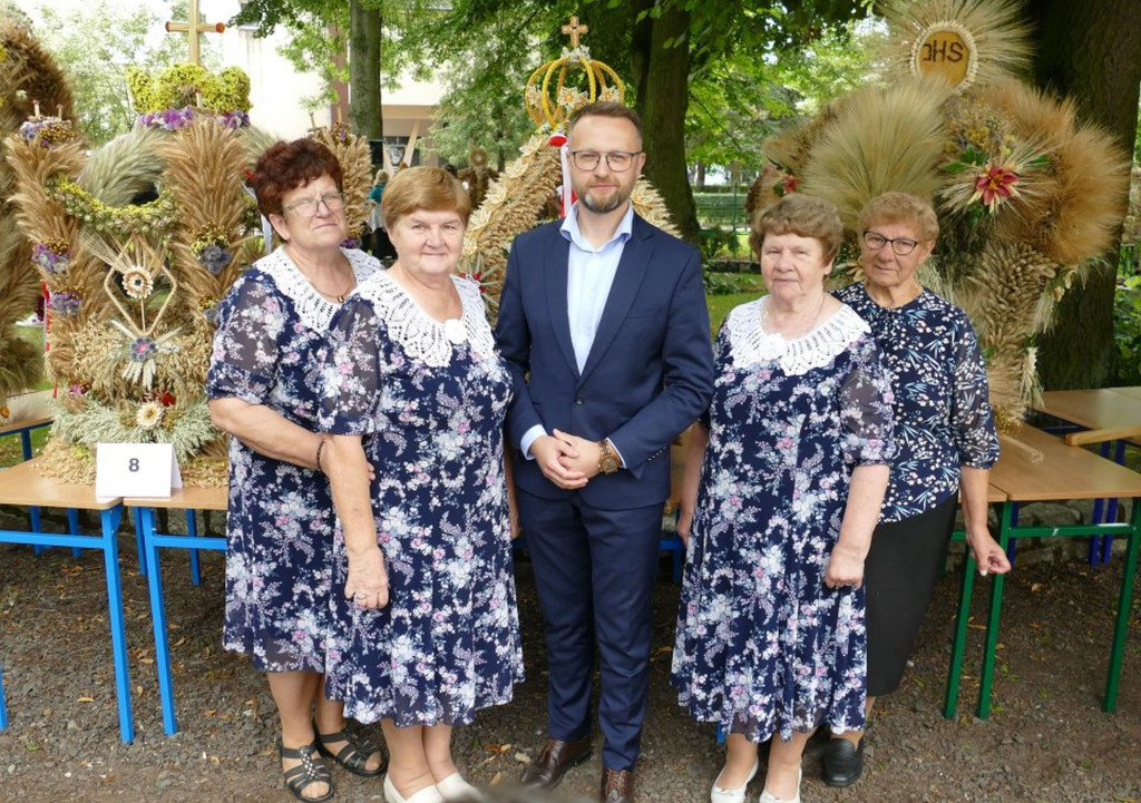 Powiatowy Konkurs Wieńców i Ozdób Dożynkowych