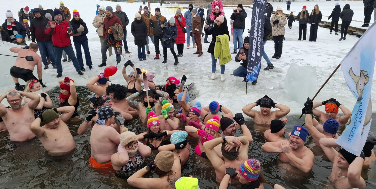Brodnica. Orkiestra zagrała nad Niskim Brodnem [ZDJĘCIA]