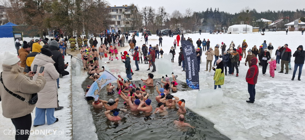 Brodnica. Orkiestra zagrała nad Niskim Brodnem [ZDJĘCIA]