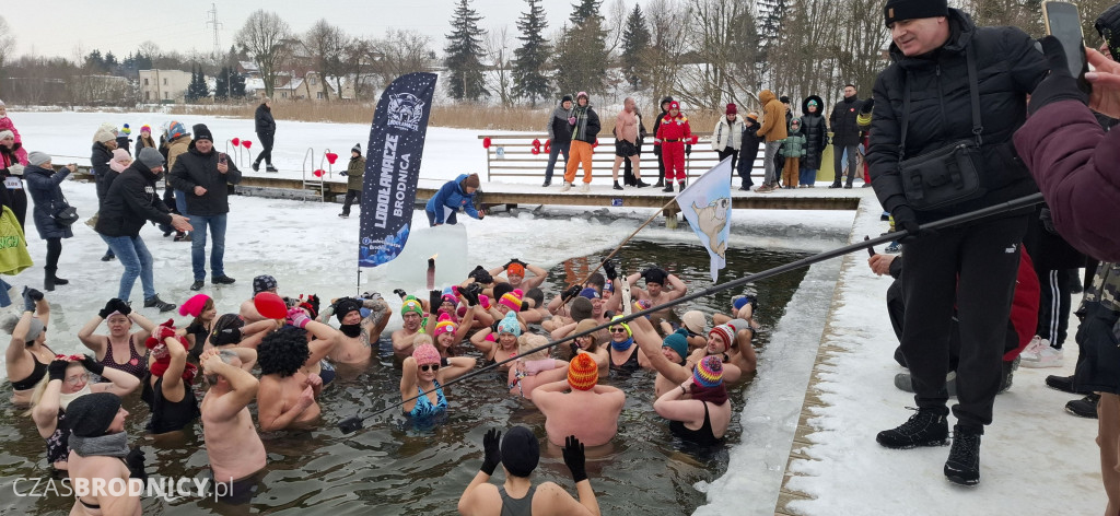 Brodnica. Orkiestra zagrała nad Niskim Brodnem [ZDJĘCIA]