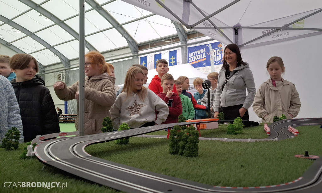 W Brodnicy zainstalowano mobilne miasteczko edukacyjne! [ZDJĘCIA]